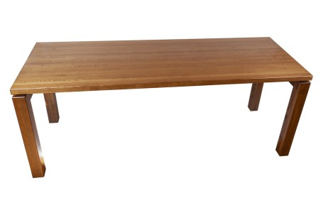 Стол с парящей столешницей из массива