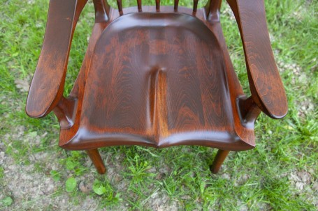 Стул в стиле Сэма Малуфа с подлокотниками