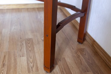 Косметический столик из массива бука в стиле Greene &amp; Greene