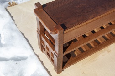 Обувница в стиле Arts &amp; Crafts