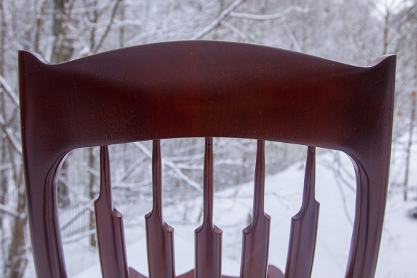 Деревянные спицы стула из массива Сэм Малуф